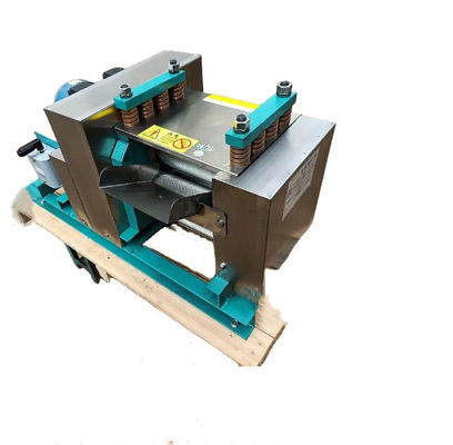 เครื่องบีบอ้อย 800 กก. / ชม. 380V 50Hz เครื่องคั้นน้ำอ้อยเชิงพาณิชย์